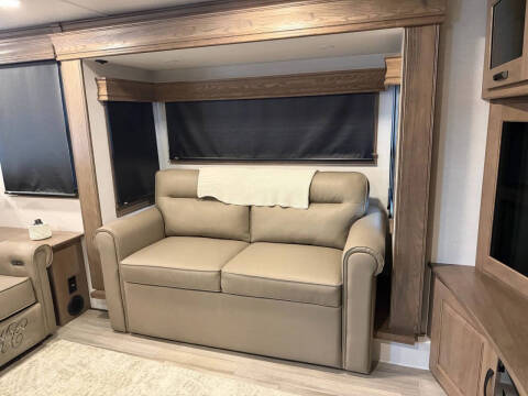 2024 Alliance RV Paradigm
