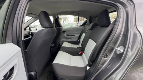 2013 Toyota Prius c Three