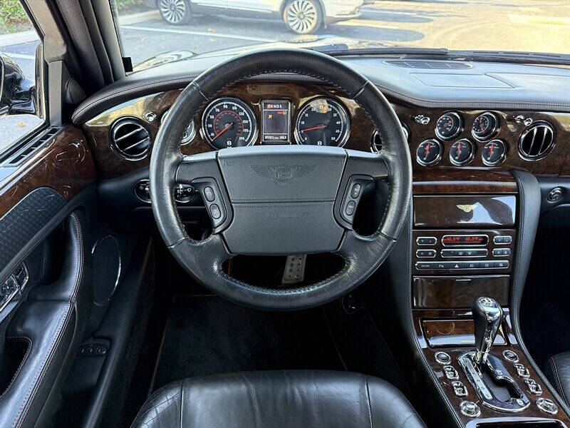 2007 Bentley Arnage 22
