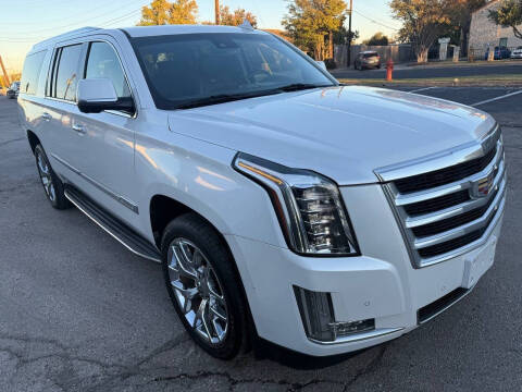 2016 Cadillac Escalade ESV Luxury Collection