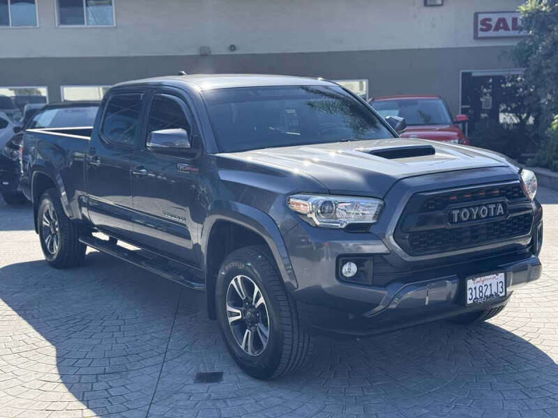 2017 Toyota Tacoma TRD Sport