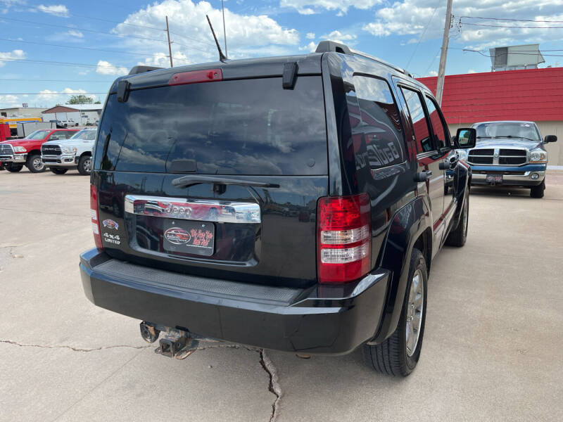 2012 Jeep Liberty Limited photo 5