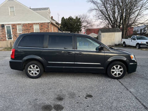 2012 Chrysler Town and Country Touring