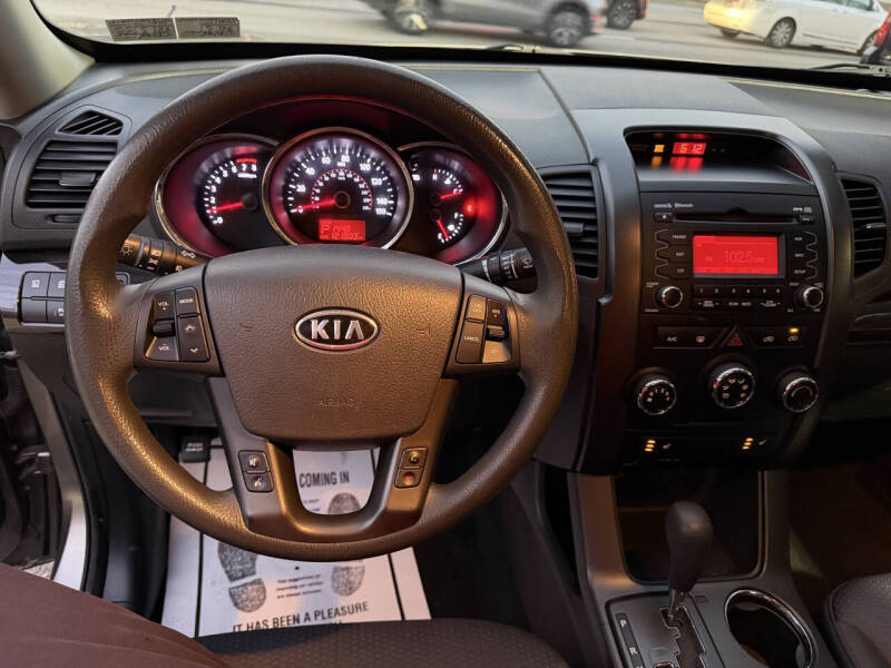 2012 Kia Sorento LX