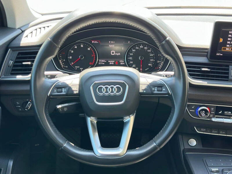 2019 Audi Q5 quattro Premium 45 TFSI
