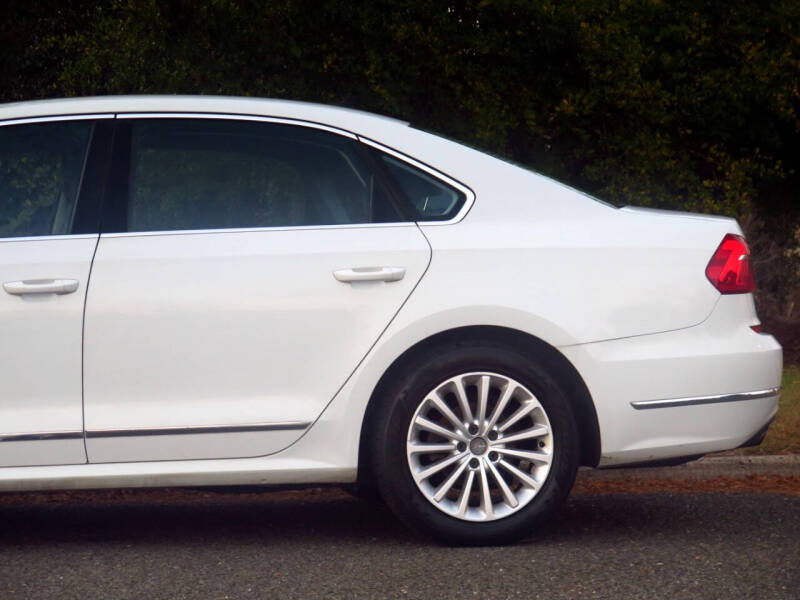 2016 Volkswagen Passat 1.8T SE