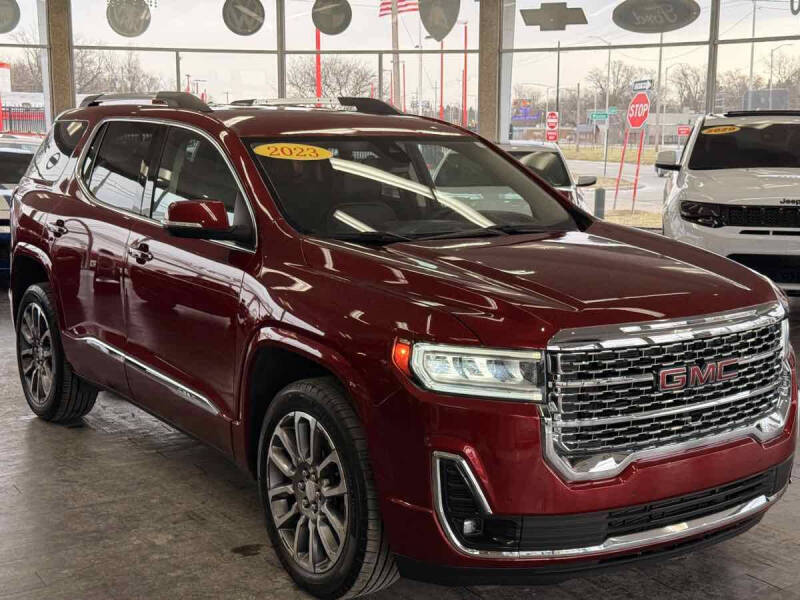 2023 GMC Acadia Denali