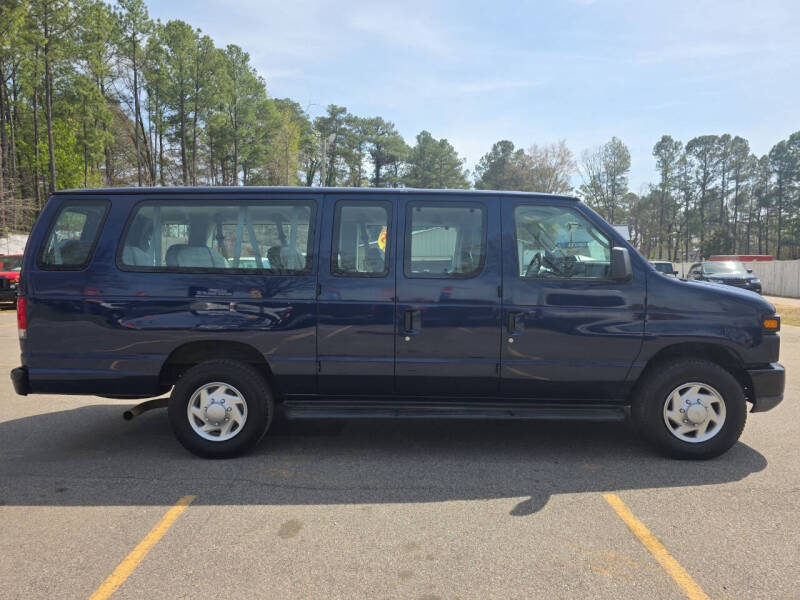 2014 Ford E-Series E-350 SD XL
