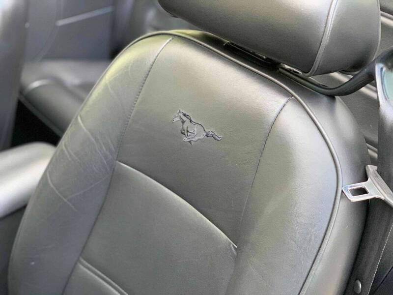 2003 Ford Mustang Premium