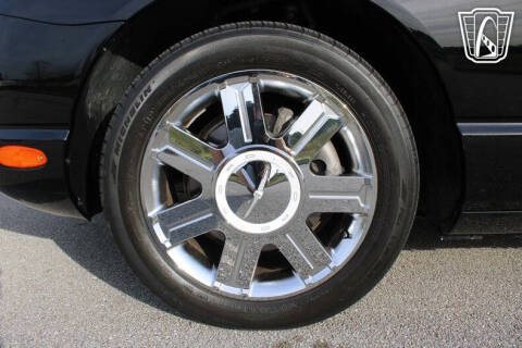 2005 Ford Thunderbird Deluxe