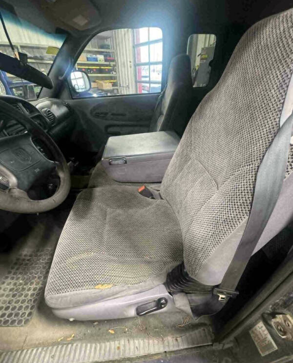 1998 Dodge Ram 1500 ST