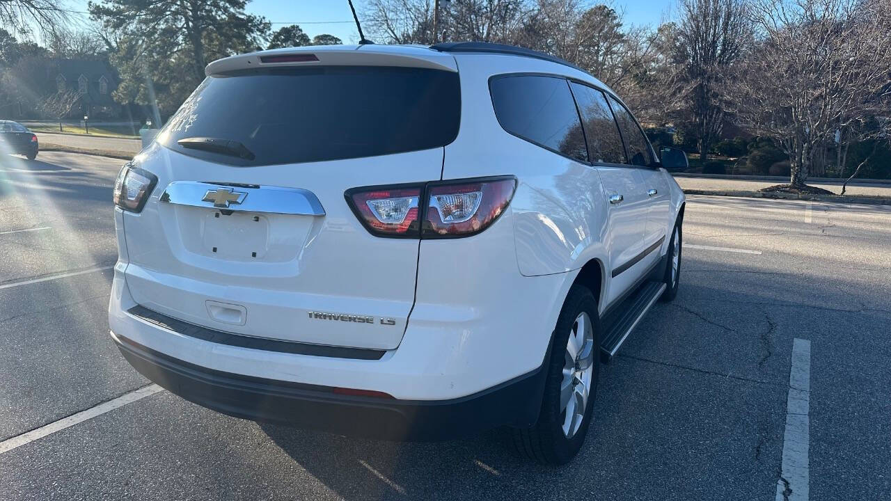 2015 Chevrolet Traverse for sale at Caropedia in Dunn, NC