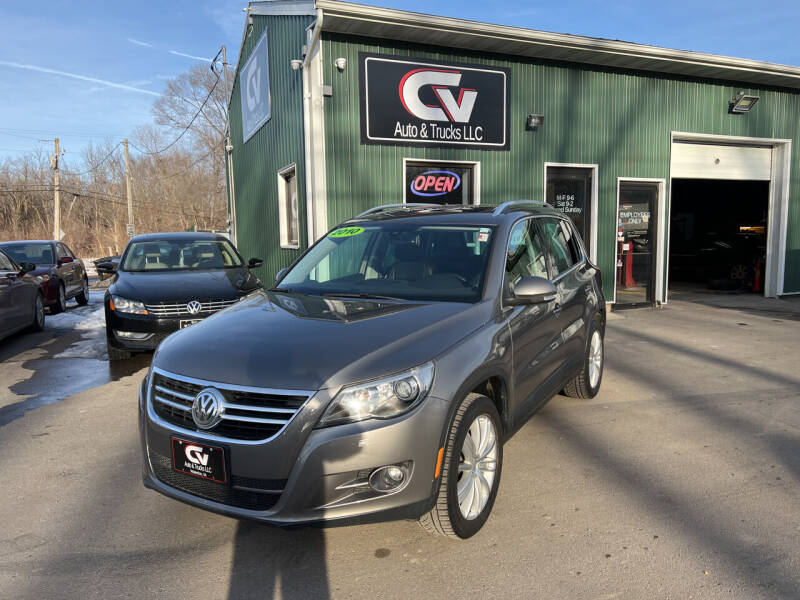 2010 Volkswagen Tiguan for sale at CV Auto & Trucks in Waterloo IA