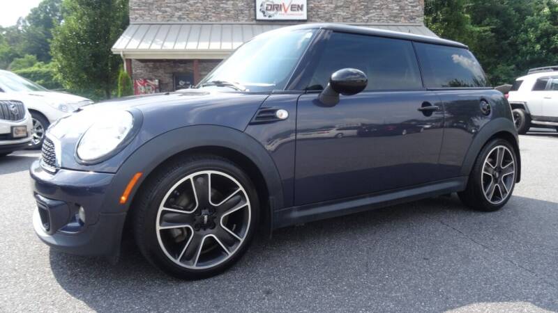 2013 MINI Hardtop for sale at Driven Pre-Owned in Lenoir NC