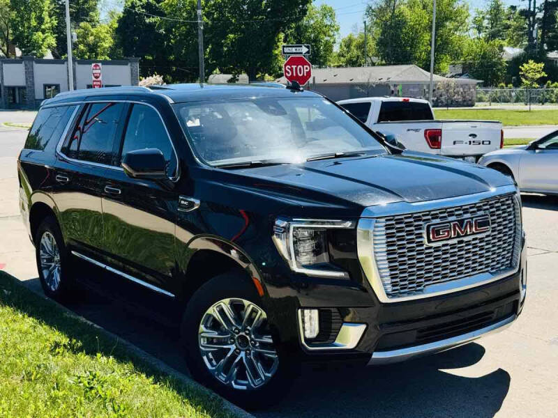 2023 GMC Yukon SLT