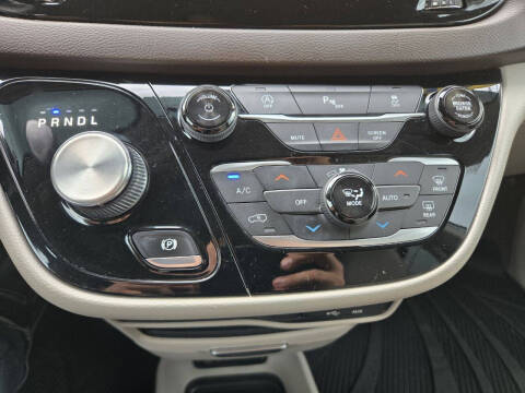 2019 Chrysler Pacifica Touring L