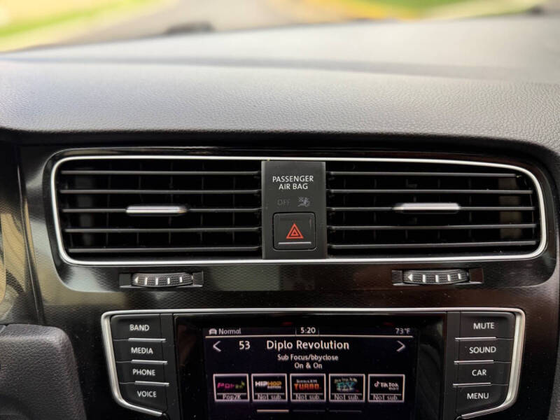 2015 Volkswagen Golf GTI S