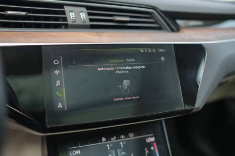 2019 Audi e-tron quattro Premium Plus