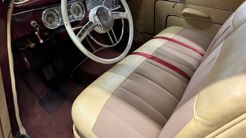 1948 Packard Victoria Super 8