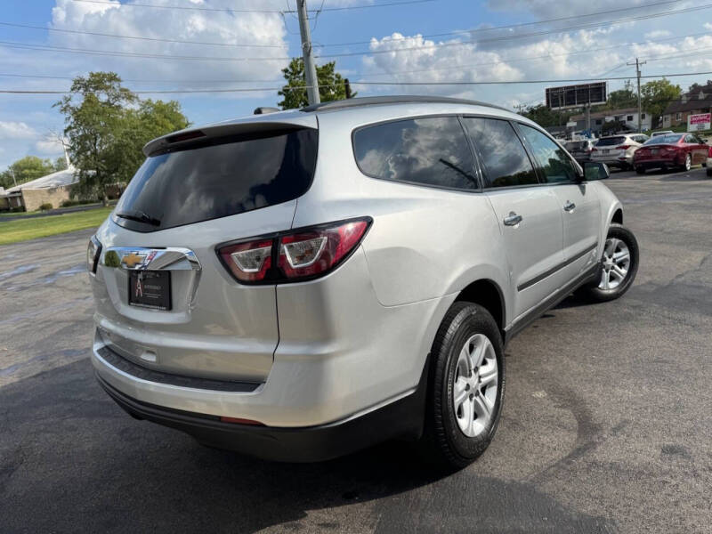 2017 Chevrolet Traverse LS
