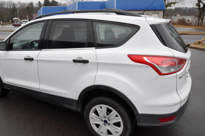 2016 Ford Escape S