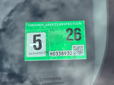 2015 Toyota Sienna LE 8-Passenger