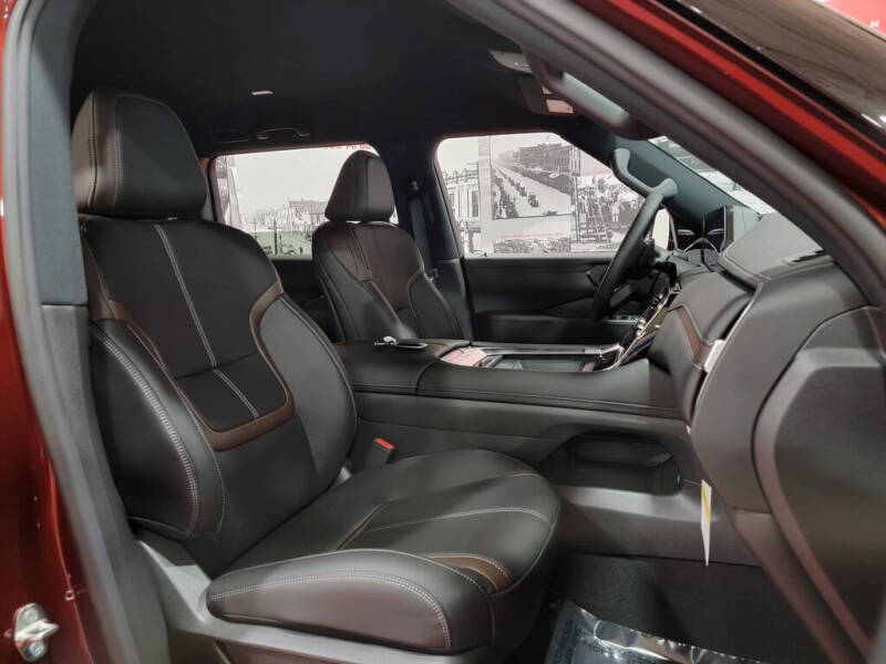 2025 Nissan Armada SL