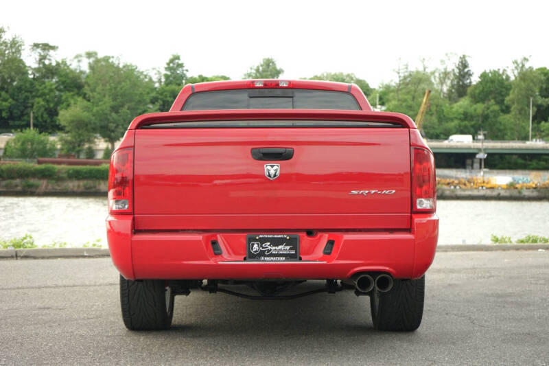 2005 Dodge Ram 1500 SRT-10