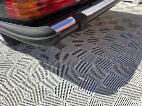 1987 Mercedes-Benz 560-Class 560 SL