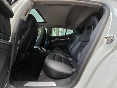 2015 Porsche Panamera S E-Hybrid