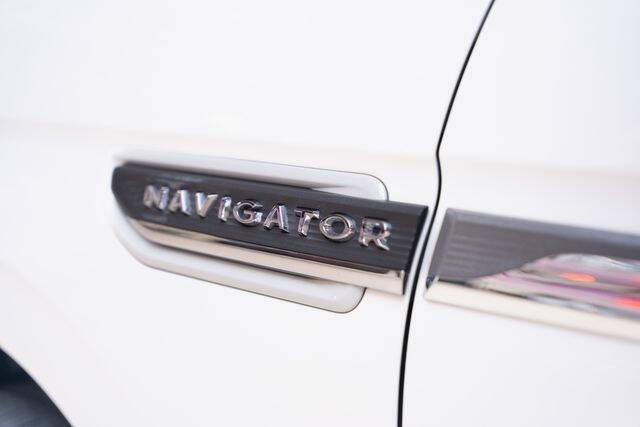 2023 Lincoln Navigator L Reserve