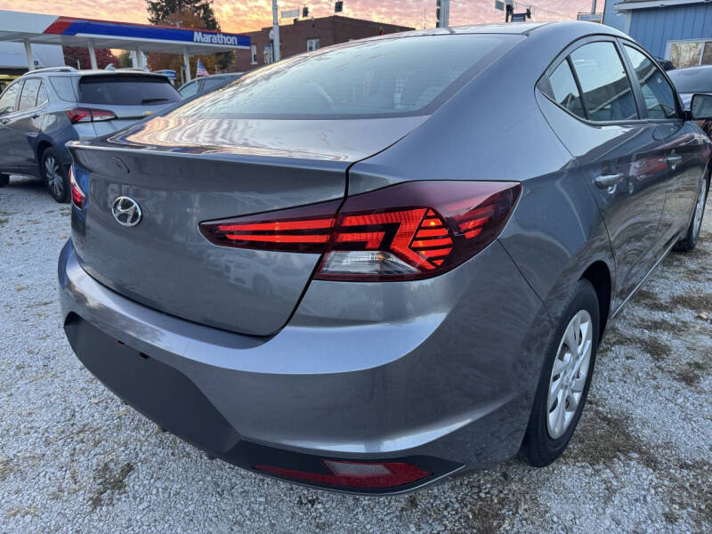 2020 Hyundai Elantra SE