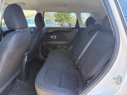 2015 Kia Soul +