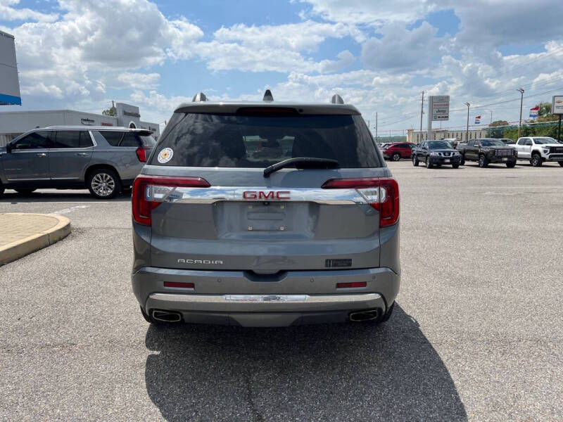 2021 GMC Acadia Denali