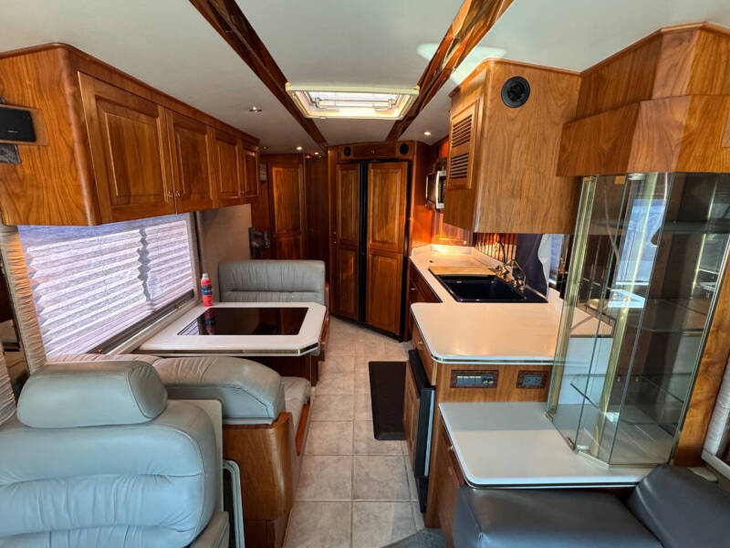 1997 MCI Custom Coach