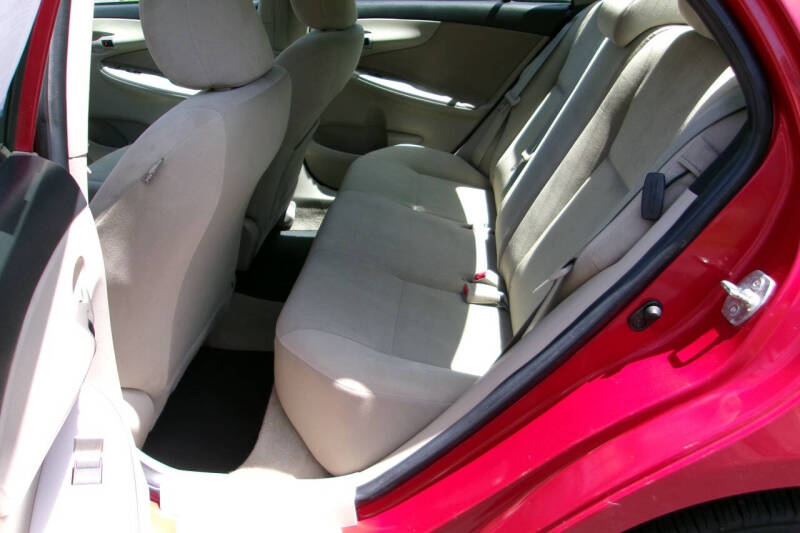 2012 Toyota Corolla LE