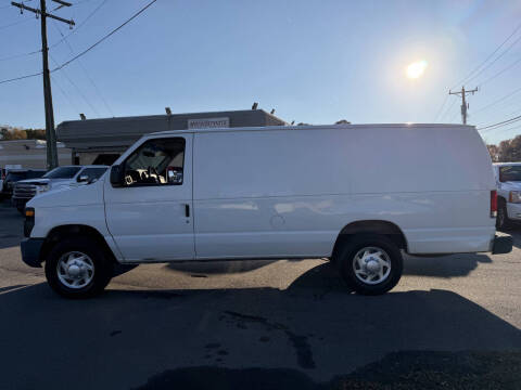 2013 Ford E-Series E-350 SD