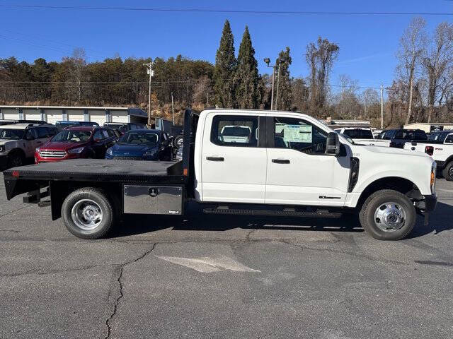 2025 Ford F-350 Super Duty XL