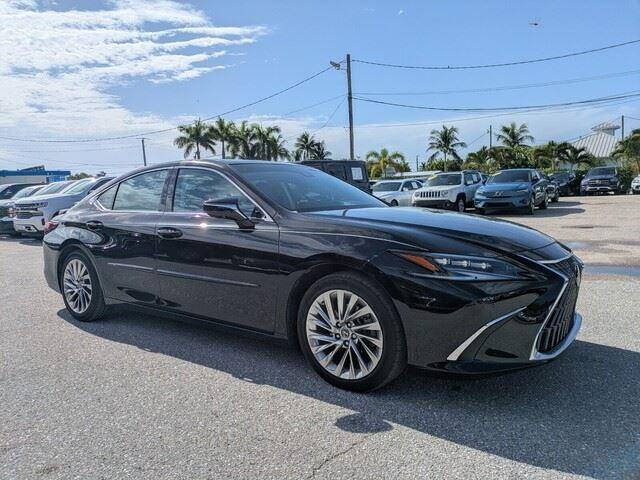 2022 Lexus ES 350 Ultra Luxury