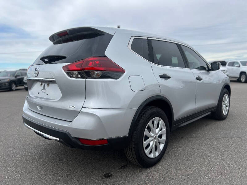 2020 Nissan Rogue S