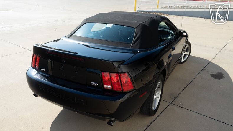 2003 Ford Mustang SVT Cobra