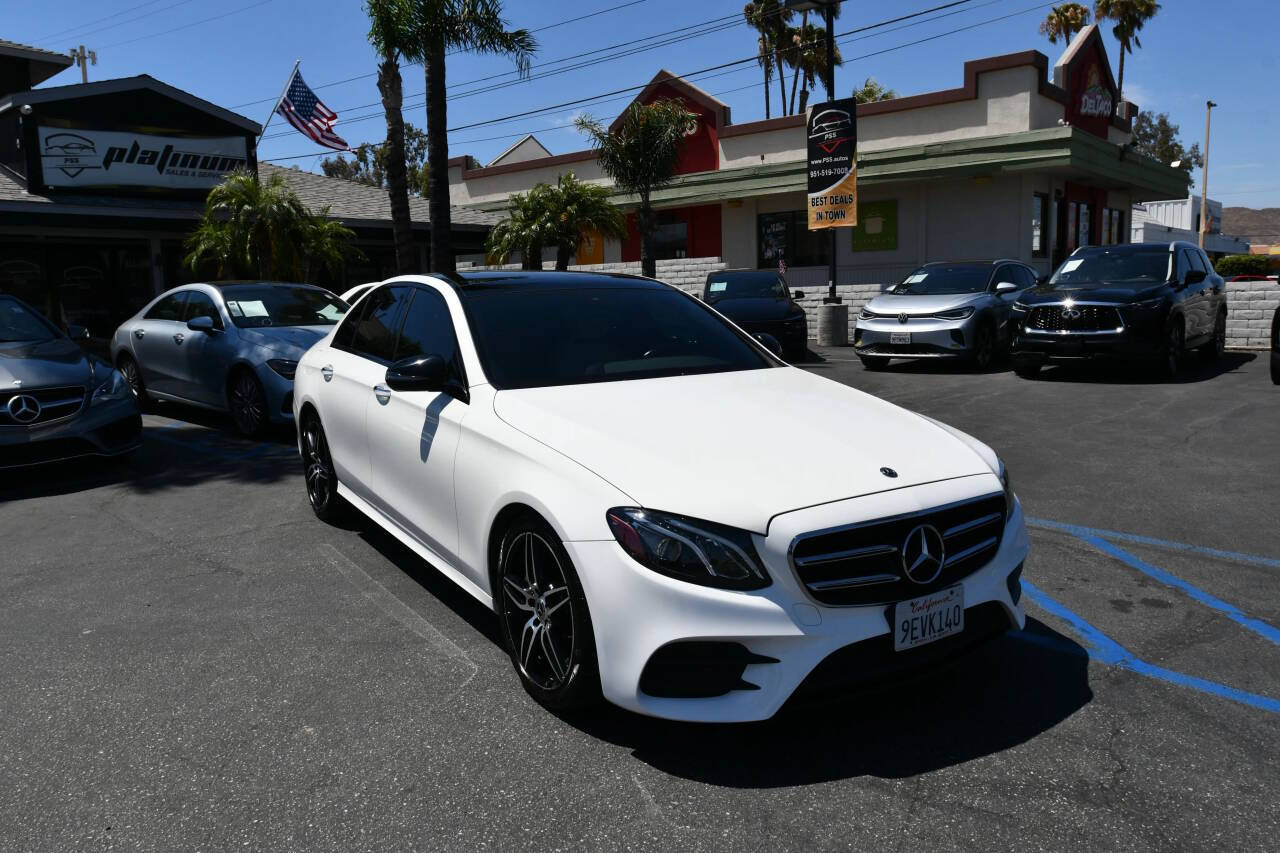 Off white 2019 Mercedes-Benz E-Class E 300 E 300 4dr Sedan 1