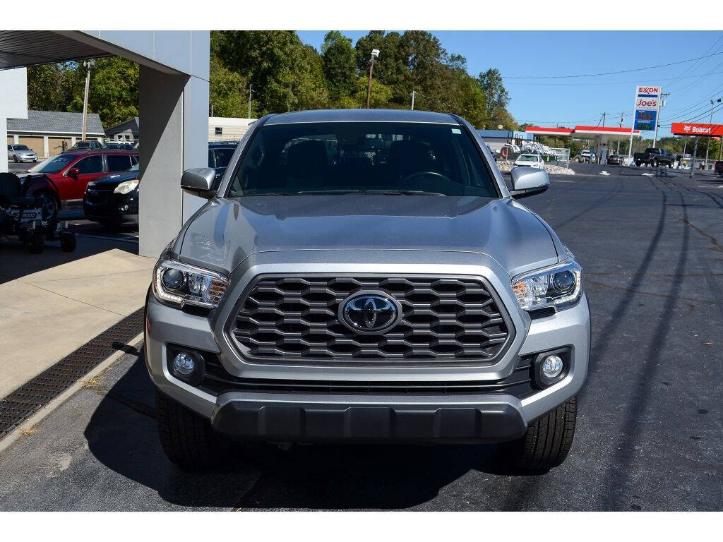 2023 Toyota Tacoma for sale at EARL DUFF PRE-OWNED CENTER in Harriman, TN