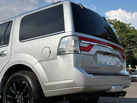 2016 Lincoln Navigator Select