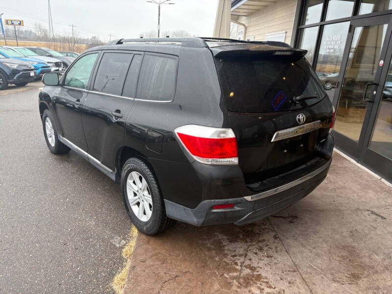 2013 Toyota Highlander SE