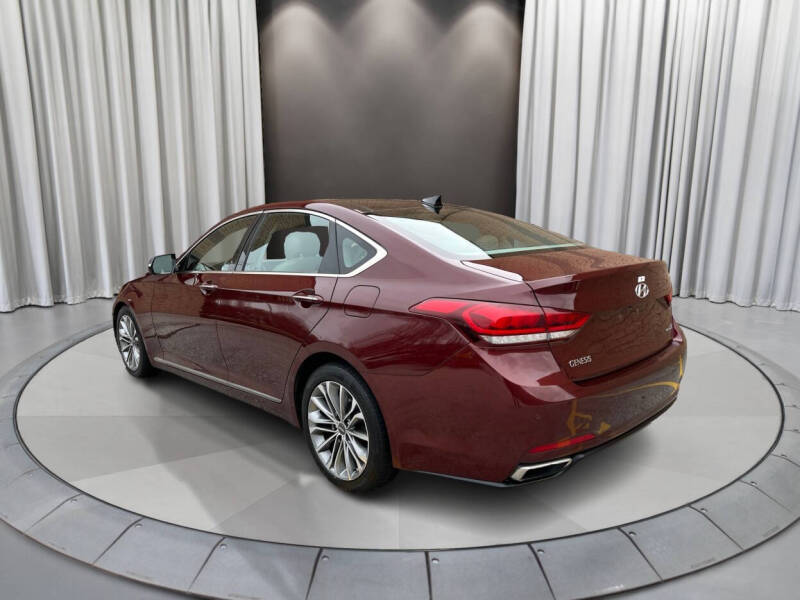 2015 Hyundai Genesis Base photo 5