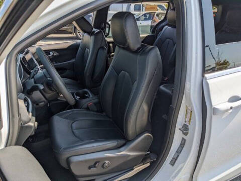 2025 Chrysler Pacifica Plug-In Hybrid