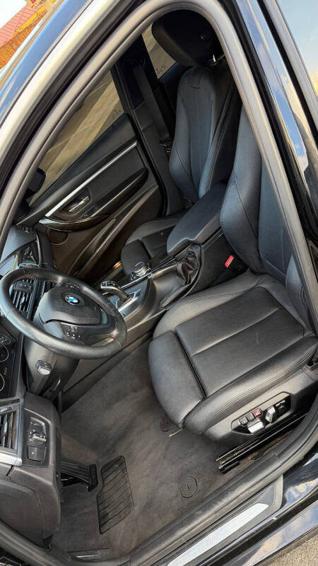 2018 BMW 3 Series 330i