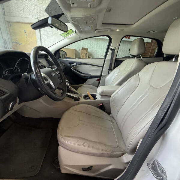 2012 Ford Focus SEL