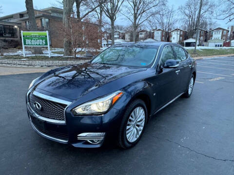 2015 Infiniti Q70L